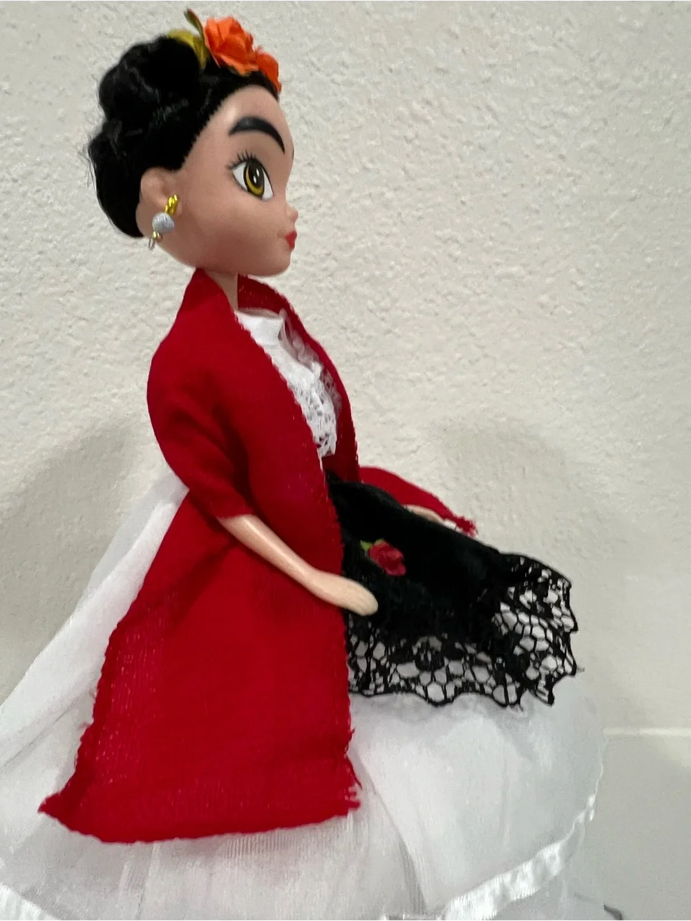 Frida-Style Girls Costume Dress with Red Shawl and White Skirt